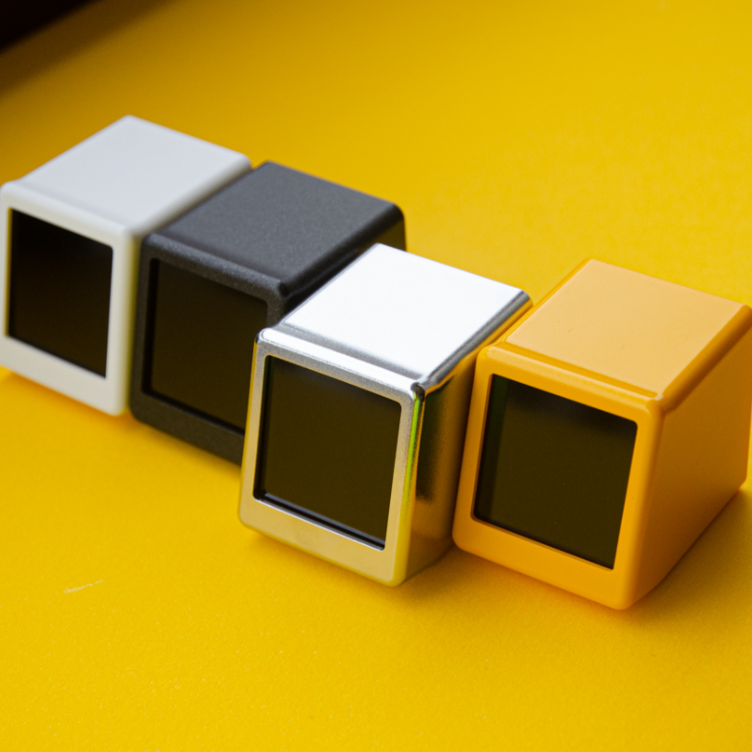 Yakudatsu Bitcoin Crypto Tracker Desk Companion