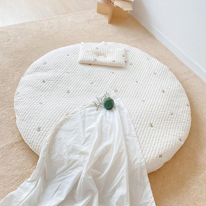 Cute Embroidery Baby Crawling Mat