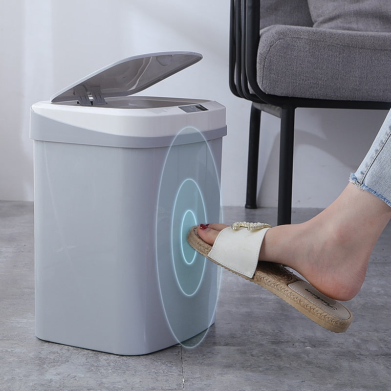 15L Automatic Motion Sensor Touchless Trash Can - Yakudatsu